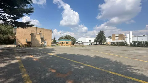 82A Merino Avenue, City Deep - Yard - 5200m² (3)